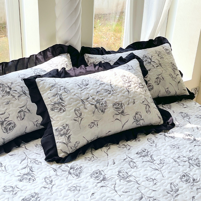 91家纺网 家纺一手货源 找家纺 （总）雨彤家纺2025新款赫本风水洗棉夹棉花边枕套