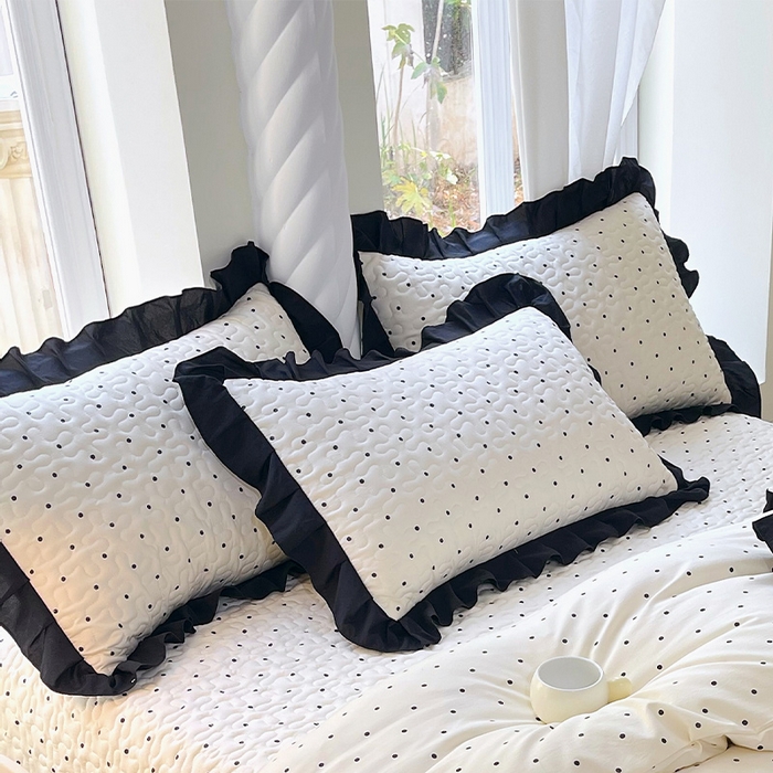 91家纺网 家纺一手货源 找家纺 （总）雨彤家纺2025新款赫本风水洗棉夹棉花边枕套