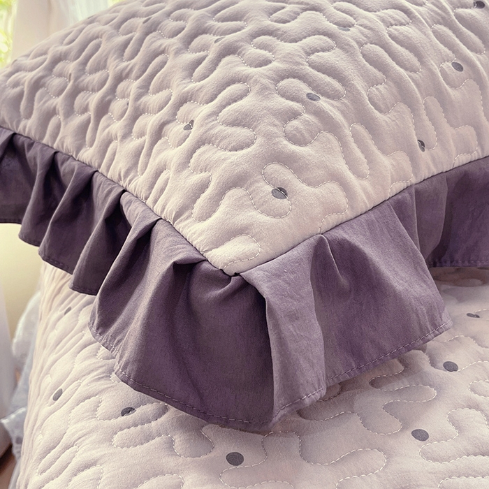 91家纺网 家纺一手货源 找家纺 雨彤家纺2025新款赫本风水洗棉花边夹棉枕套双人款 芋艿波波-紫