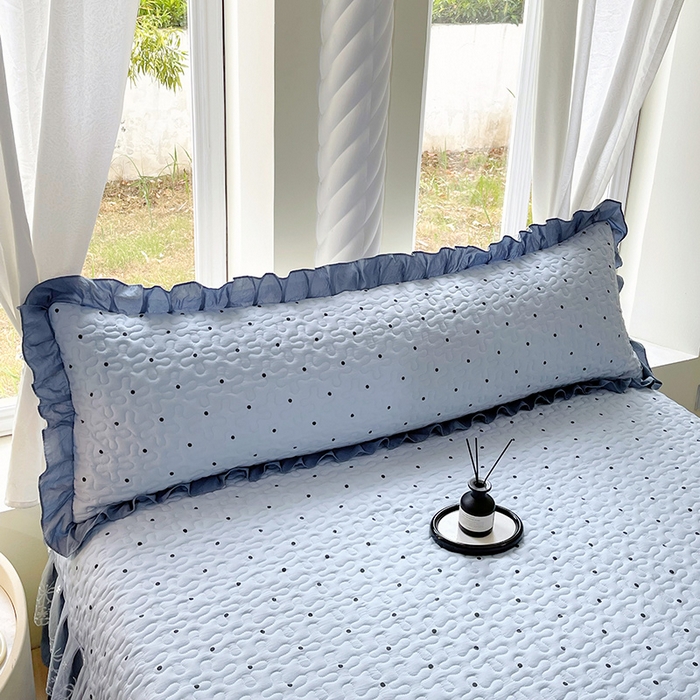 91家纺网 家纺一手货源 找家纺 雨彤家纺2025新款赫本风水洗棉花边夹棉枕套双人款 芋艿波波-兰