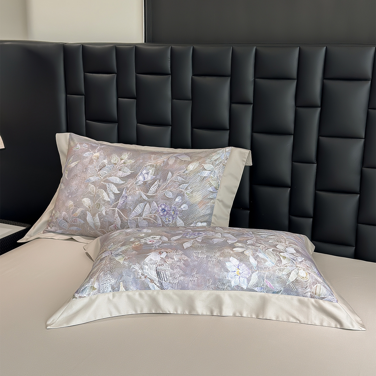 91家纺网 家纺一手货源 找家纺 元元家居（元元被业） 2026新款天丝棉四季款四件套-炫彩系列 花无缺