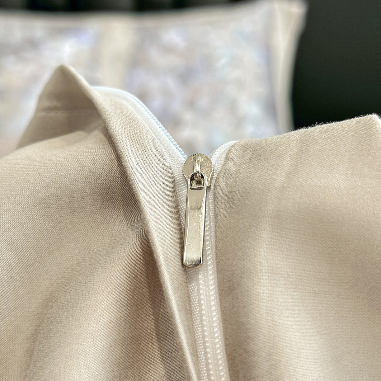 91家纺网 家纺一手货源 找家纺 元元家居（元元被业） 2026新款天丝棉四季款四件套-炫彩系列 花无缺