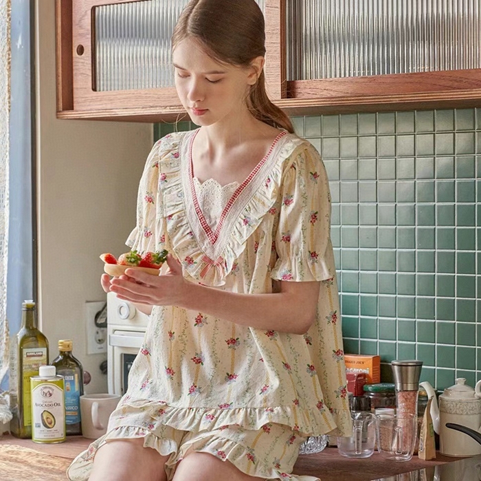 91家纺网 家纺一手货源 找家纺 （总）妍景2025新款82962-韩系简约碎花套装