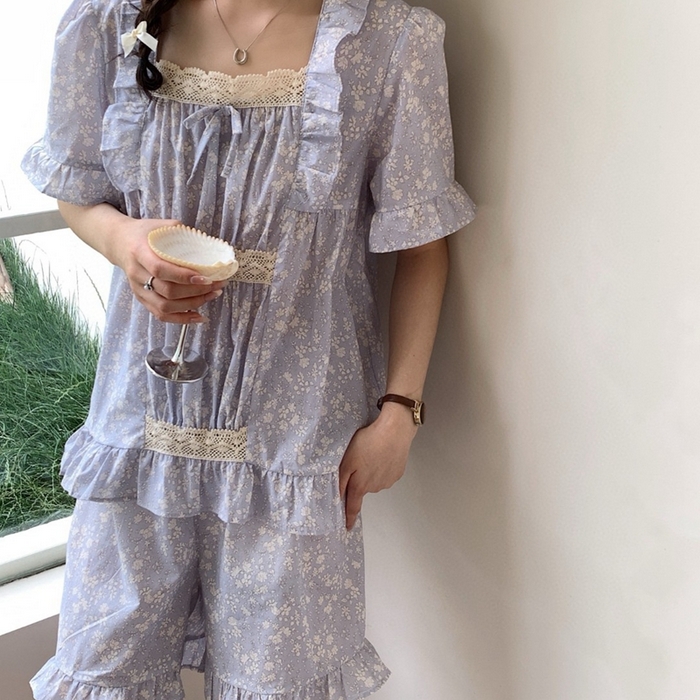 91家纺网 家纺一手货源 找家纺 （总）妍景2025新款25682-韩系方领碎花三杠