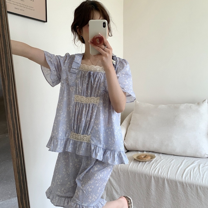 91家纺网 家纺一手货源 找家纺 （总）妍景2025新款25682-韩系方领碎花三杠