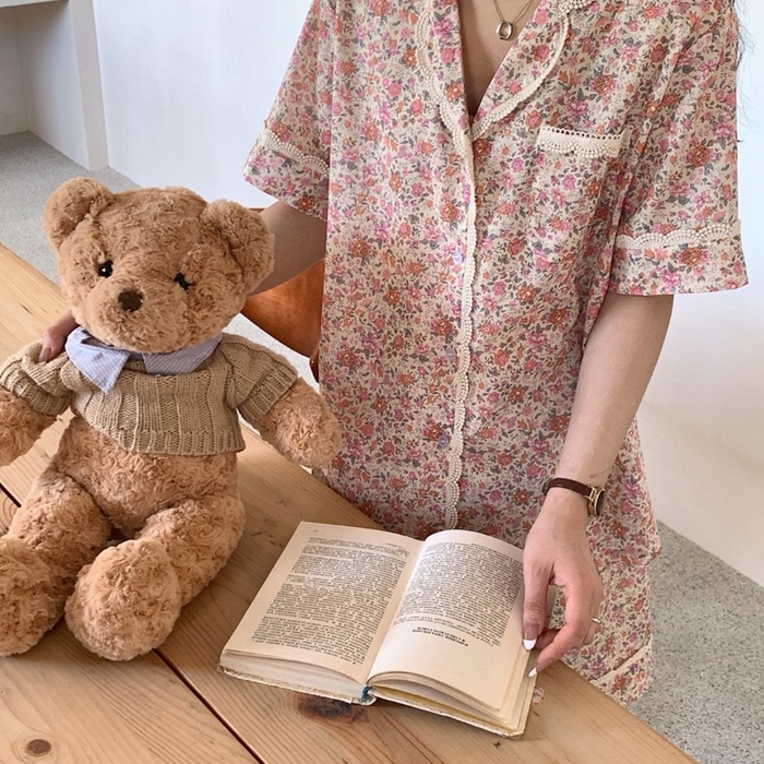 91家纺网 家纺一手货源 找家纺 （总）妍景2025新款25679-韩系翻领小繁花套装