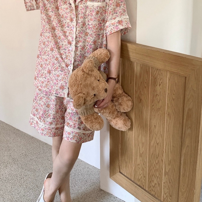 91家纺网 家纺一手货源 找家纺 （总）妍景2025新款25679-韩系翻领小繁花套装