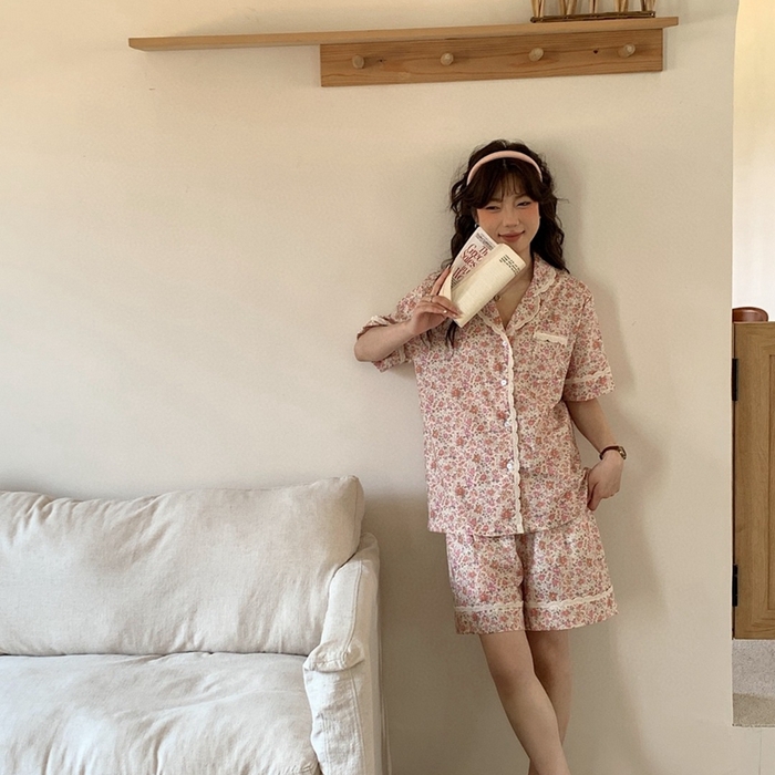 91家纺网 家纺一手货源 找家纺 （总）妍景2025新款25679-韩系翻领小繁花套装