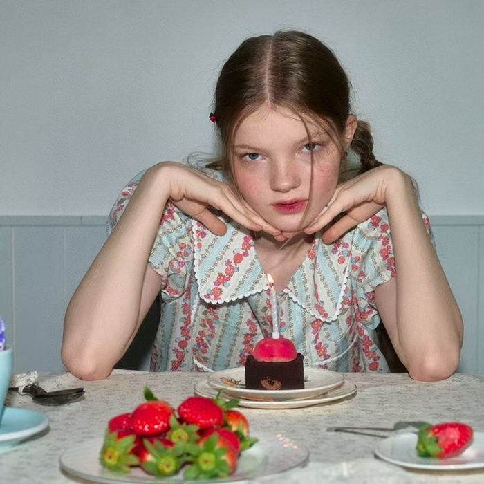 91家纺网 家纺一手货源 找家纺 （总）妍景2025新款25678-韩系娃娃领小碎花套装