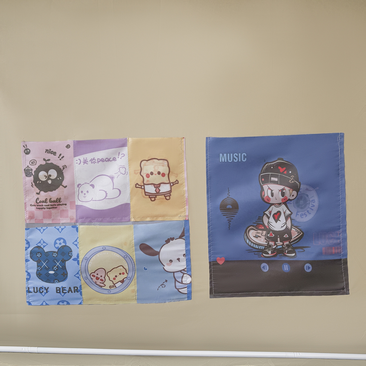 91家纺网 家纺一手货源 找家纺 冉美家纺 2025新款99五面遮光加厚涂层遮光大版数码印花带靠墙帘卡通学生蚊帐 小熊懒洋洋