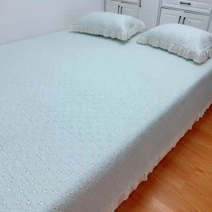 91家纺网 家纺一手货源 找家纺 暖居 2025新款纯棉绗缝夹棉榻榻米支持定制防滑全棉印花小碎花农村大炕盖三件套系列兰庭