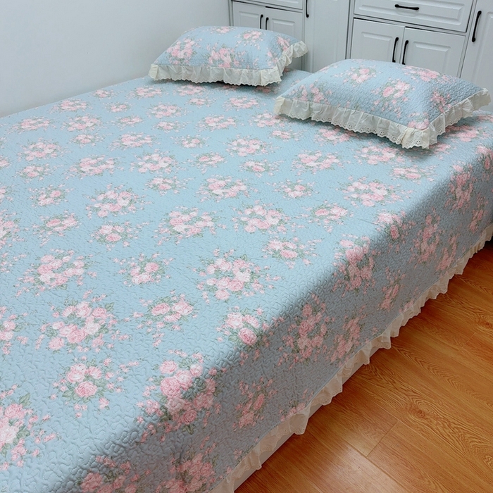 91家纺网 家纺一手货源 找家纺 暖居 2025新款纯棉绗缝夹棉榻榻米支持定制防滑全棉印花小碎花农村大炕盖三件套系列苏里南