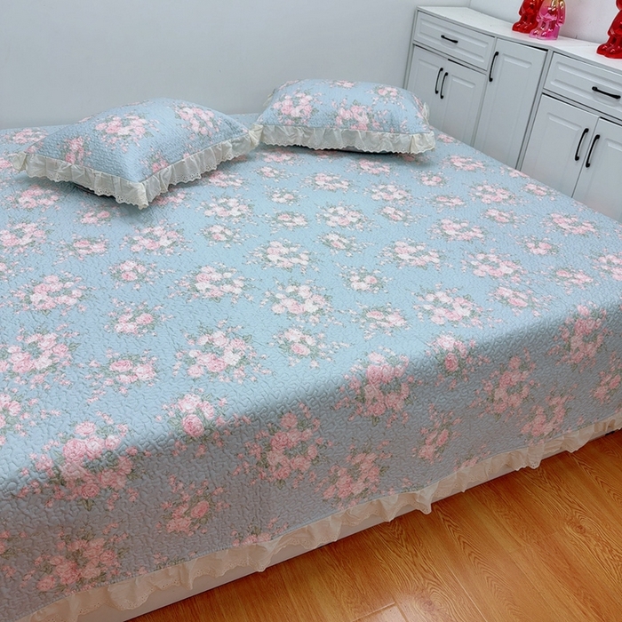 91家纺网 家纺一手货源 找家纺 暖居 2025新款纯棉绗缝夹棉榻榻米支持定制防滑全棉印花小碎花农村大炕盖三件套系列苏里南