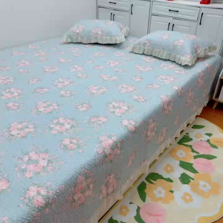 91家纺网 家纺一手货源 找家纺 暖居 2025新款纯棉绗缝夹棉榻榻米支持定制防滑全棉印花小碎花农村大炕盖三件套系列苏里南