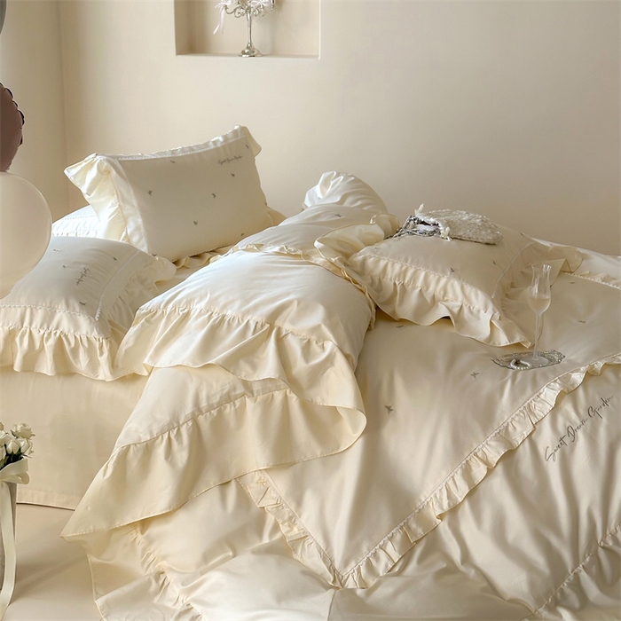 91家纺网 家纺一手货源 找家纺 宏羽纺家纺 2025新款100s全棉纯棉贡缎司马棉法式刺绣花边四件套 蝶梦-奶油芝芝