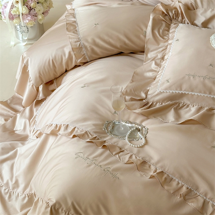 91家纺网 家纺一手货源 找家纺 宏羽纺家纺 2025新款100s全棉纯棉贡缎司马棉法式刺绣花边四件套 蝶梦-浅香槟