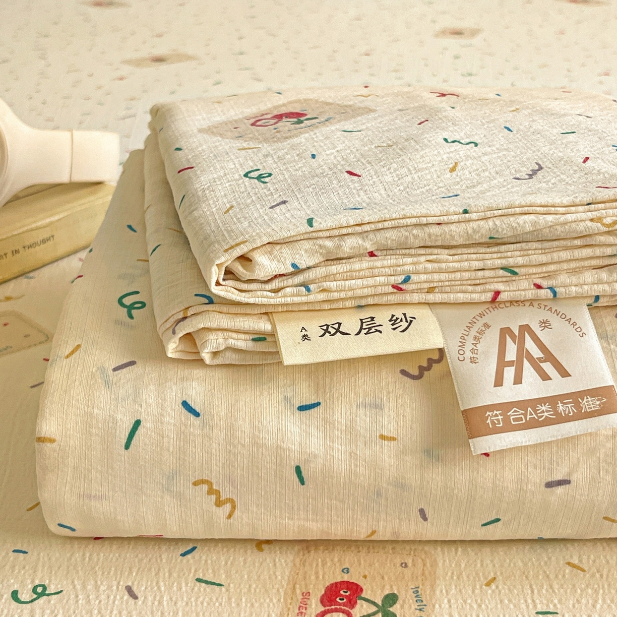 91家纺网 家纺一手货源 找家纺 初念 2025春夏新款云感纱印花单床单 草莓糖霜