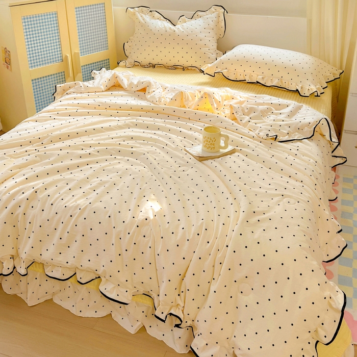 91家纺网 家纺一手货源 找家纺 美梦家纺 2025新款皱皱纱花边夏被床盖四件套 米波点