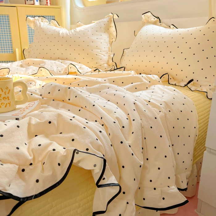 91家纺网 家纺一手货源 找家纺 美梦家纺 2025新款皱皱纱花边夏被床盖四件套 米波点