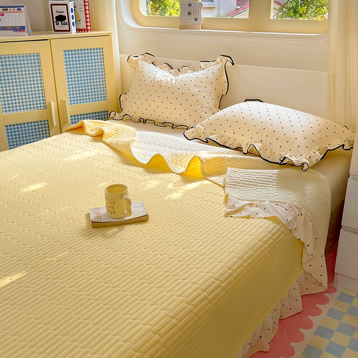 91家纺网 家纺一手货源 找家纺 美梦家纺 2025新款皱皱纱花边夏被床盖四件套 米波点