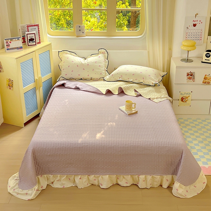 91家纺网 家纺一手货源 找家纺 美梦家纺 2025新款皱皱纱花边夏被床盖四件套 相思粉