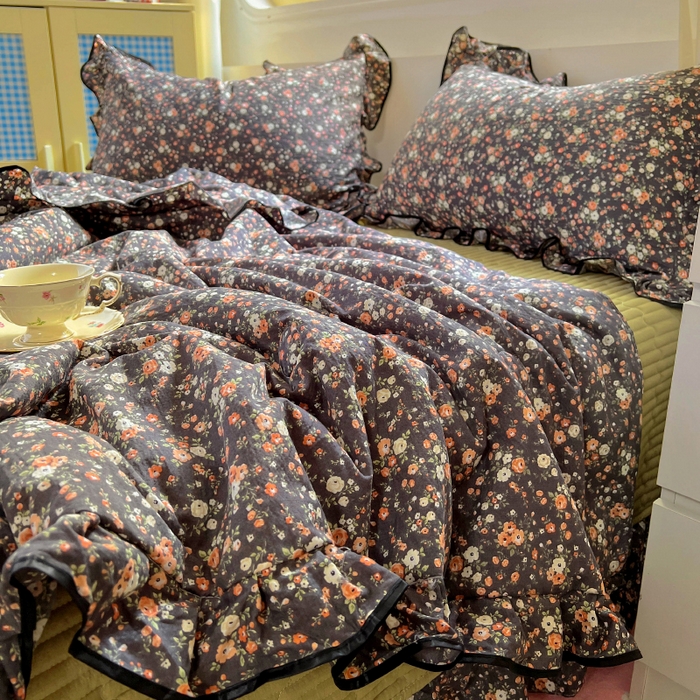 91家纺网 家纺一手货源 找家纺 美梦家纺 2025新款皱皱纱花边夏被床盖四件套 小片尾曲