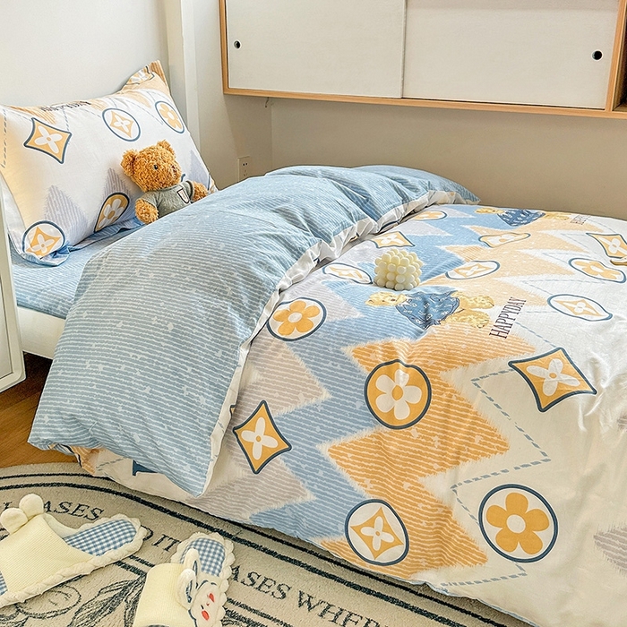 91家纺网 家纺一手货源 找家纺 恩泽2025印花学生三件套 嗨皮熊