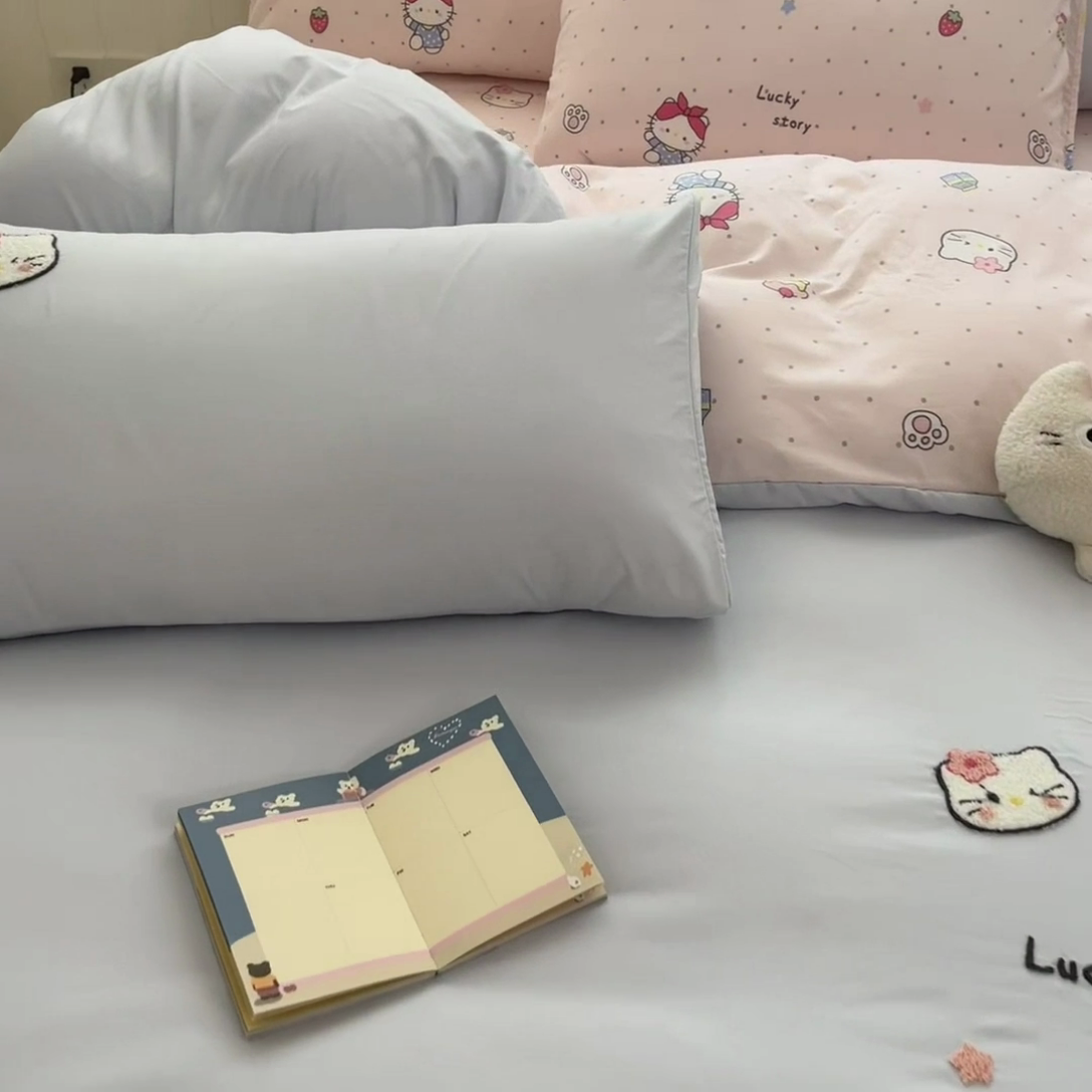 91家纺网 家纺一手货源 找家纺 如一 2025新款A类卡通印加毛巾绣水洗云朵棉四件套（提供买家秀） 淘气猫