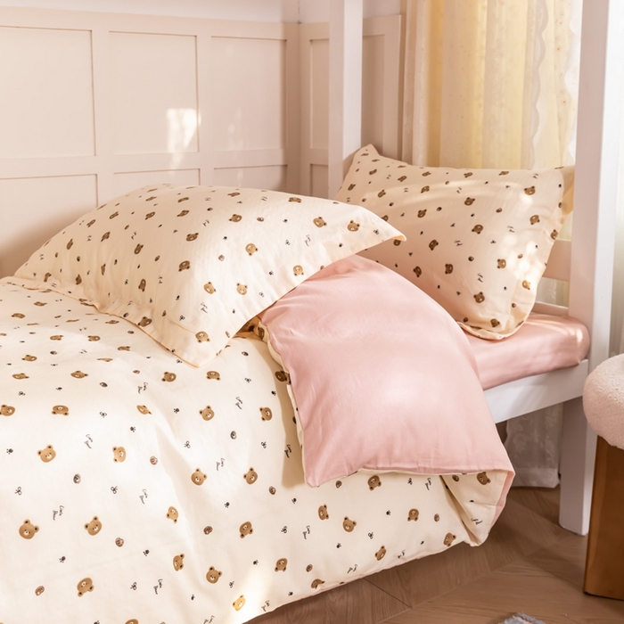 91家纺网 家纺一手货源 找家纺 锦罗绣 2025新款全棉双层纱学生套件三件套 呆萌熊