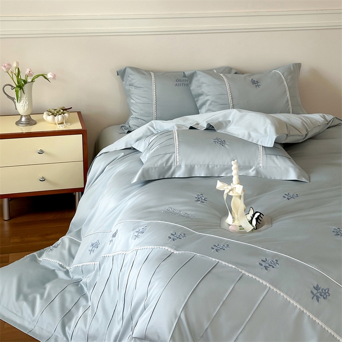 91家纺网 家纺一手货源 找家纺 宏羽纺家纺 2025新款100s全棉纯棉贡缎司马棉法式刺绣花边四件套 觅春-午后清晨