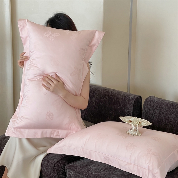 91家纺网 家纺一手货源 找家纺 凡客家居 2025新款100支（5050双股）长绒棉全棉提花四件套 花间集-仙桃粉