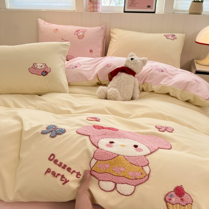 91家纺网 家纺一手货源 找家纺 如一 2025新款A类卡通印加毛巾绣水洗云朵棉四件套（提供买家秀） 美美蒂