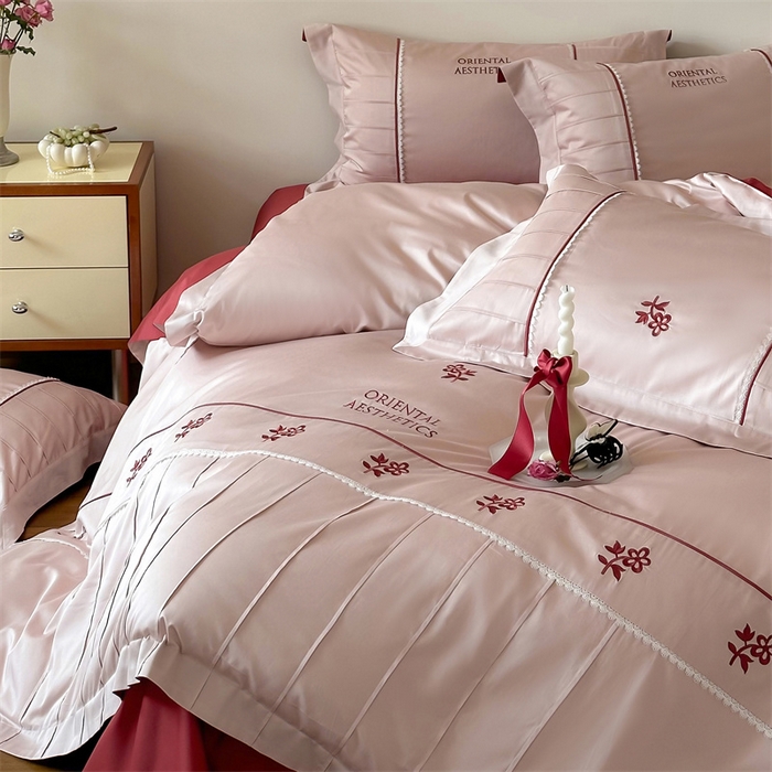 91家纺网 家纺一手货源 找家纺 宏羽纺家纺 2025新款100s全棉纯棉贡缎司马棉法式刺绣花边四件套 觅春-夹心粉