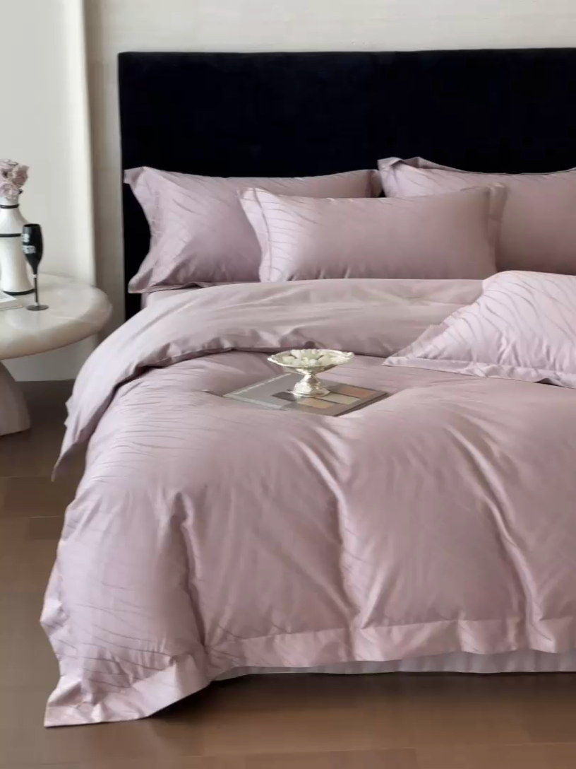 91家纺网 家纺一手货源 找家纺 凡客家居 2025新款100支（5050双股）长绒棉全棉提花四件套 布兰卡-莫奈紫