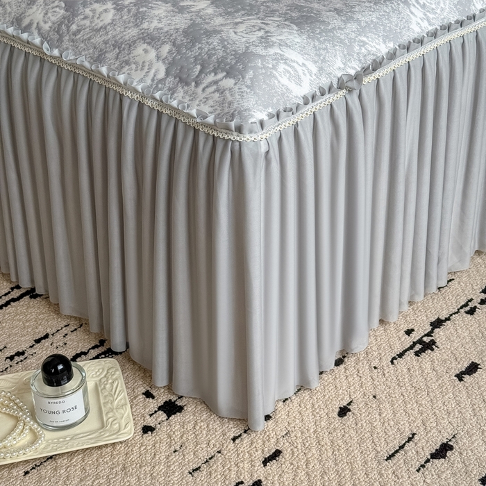 91家纺网 家纺一手货源 找家纺 九花鹿 2025新款PE双面提花床裙冰丝席-莫奈玫瑰 莫奈玫瑰-浅灰