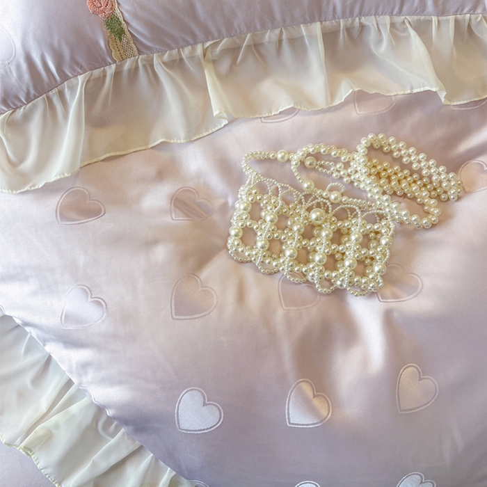 91家纺网 家纺一手货源 找家纺 瑞宝 2025新款法式花边全棉贡缎提花床裙款四件套-梦之语（控价265起） 梦之语-香芋紫