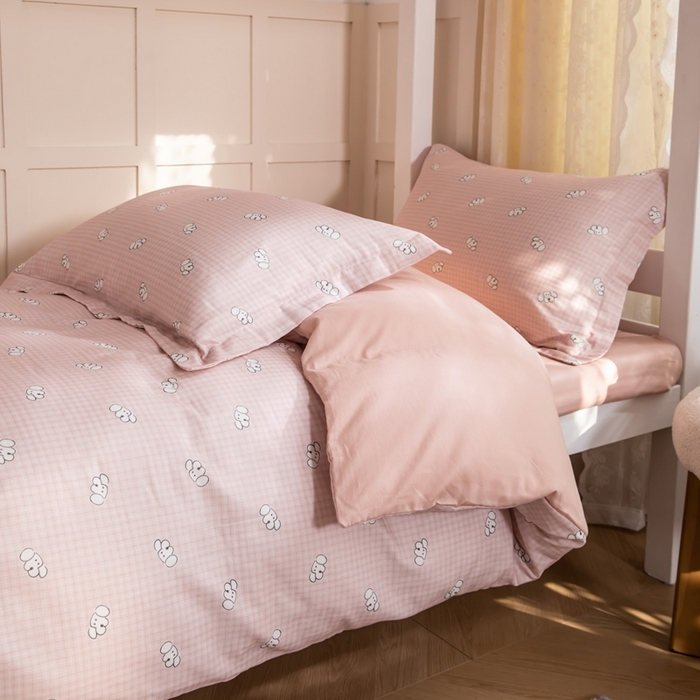 91家纺网 家纺一手货源 找家纺 锦罗绣 2025新款全棉双层纱学生套件三件套 好奇小狗