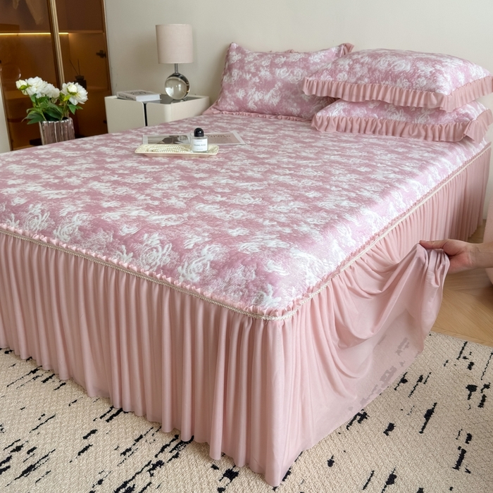 91家纺网 家纺一手货源 找家纺 （总）九花鹿 2025新款PE双面提花床裙冰丝席-莫奈玫瑰