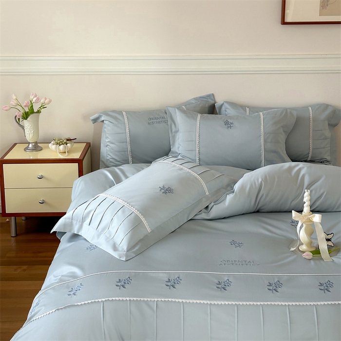 91家纺网 家纺一手货源 找家纺 宏羽纺家纺 2025新款100s全棉纯棉贡缎司马棉法式刺绣花边四件套 觅春-午后清晨