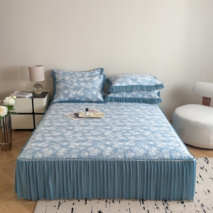 91家纺网 家纺一手货源 找家纺 （总）九花鹿 2025新款PE双面提花床裙冰丝席-莫奈玫瑰