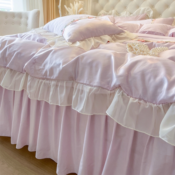 91家纺网 家纺一手货源 找家纺 瑞宝 2025新款法式花边全棉贡缎提花床裙款三件套-梦之语 梦之语-香芋紫