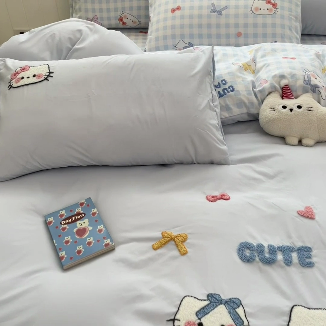 91家纺网 家纺一手货源 找家纺 如一 2025新款A类卡通印加毛巾绣水洗云朵棉四件套（提供买家秀） 蓝格猫