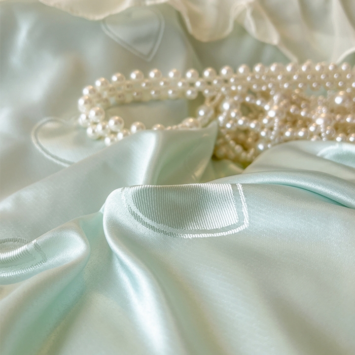 91家纺网 家纺一手货源 找家纺 瑞宝 2025新款法式花边全棉贡缎提花床裙款四件套-梦之语（控价265起） 梦之语-青柠绿