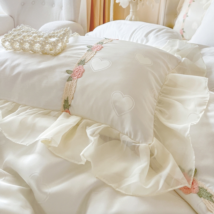 91家纺网 家纺一手货源 找家纺 瑞宝 2025新款法式花边全棉贡缎提花床裙款四件套-梦之语（控价265起） 梦之语-奶油白