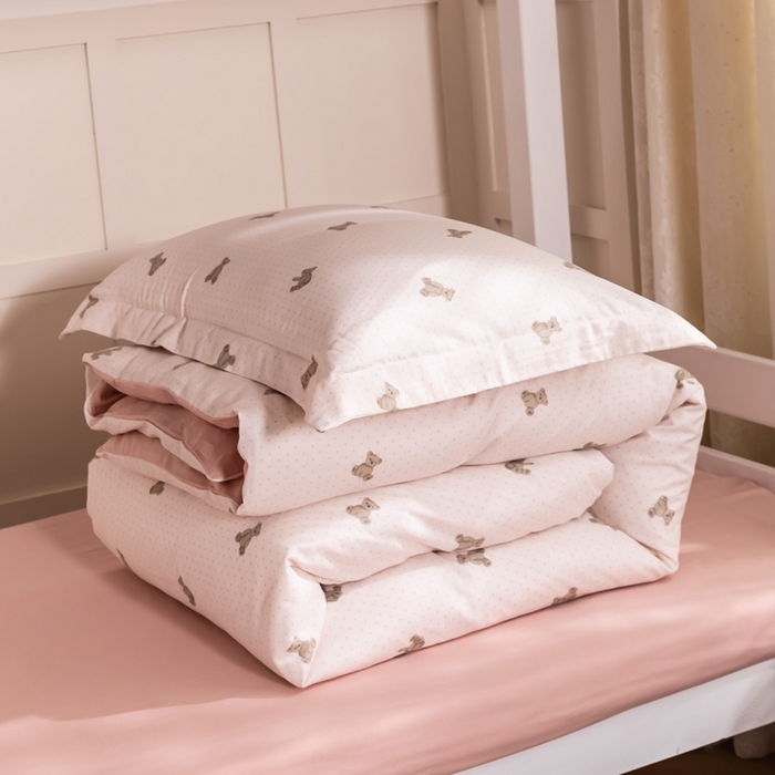 91家纺网 家纺一手货源 找家纺 锦罗绣 2025新款全棉双层纱学生套件三件套 小熊星球