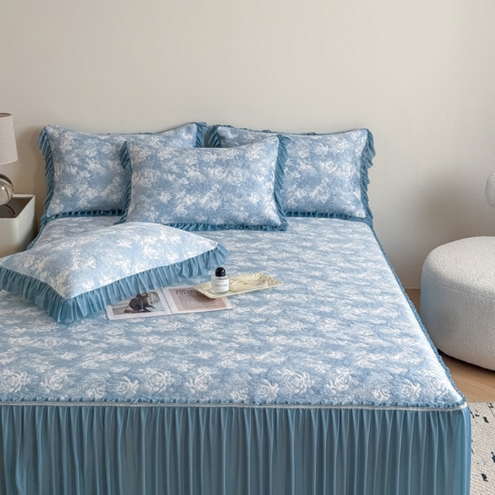 91家纺网 家纺一手货源 找家纺 九花鹿 2025新款PE双面提花床裙冰丝席-莫奈玫瑰 莫奈玫瑰-天空蓝