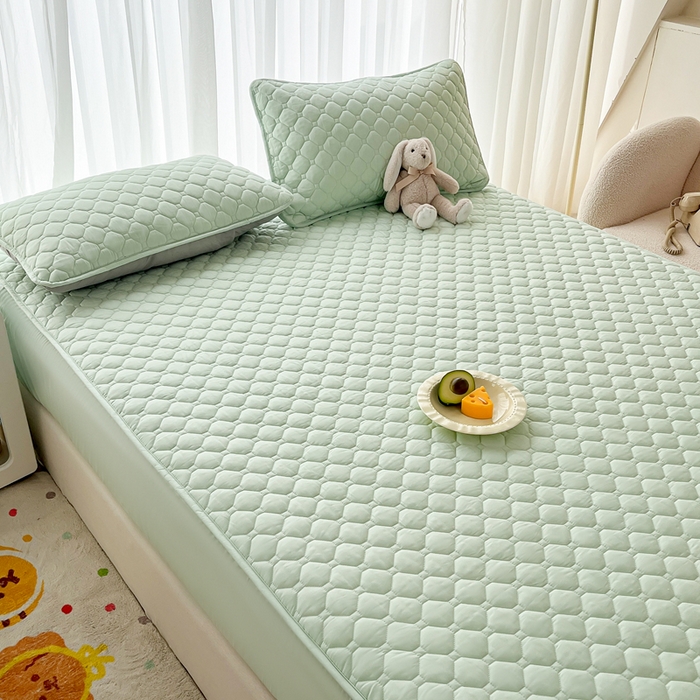 91家纺网 家纺一手货源 找家纺 欧邦 2025新款四季款纯色水洗棉夹棉床笠床垫保护罩 磨毛方格-浅绿