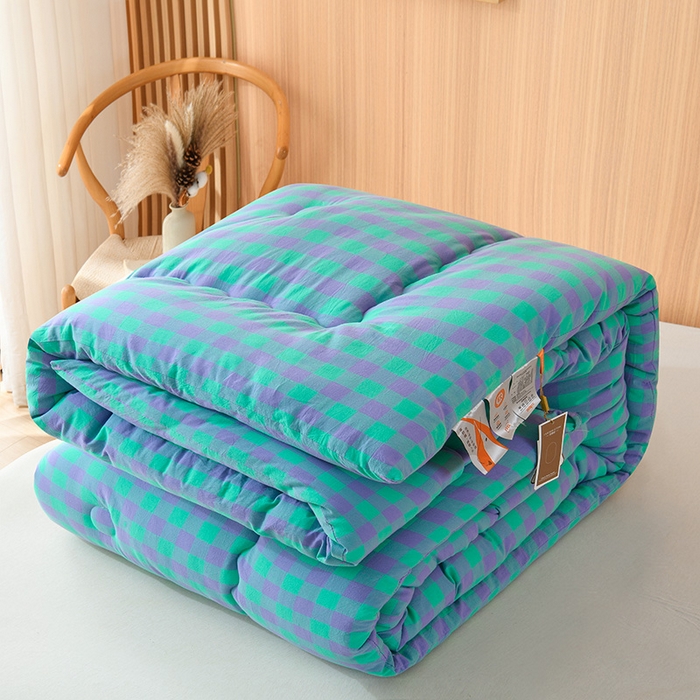 91家纺网 家纺一手货源 找家纺 易展2025新款无印水洗棉格子大豆冬被 湛靓蓝