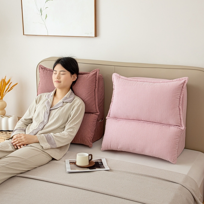 91家纺网 家纺一手货源 找家纺 沐沐家纺 2026新款灯芯绒立体护腰靠枕 立体灯芯绒-樱花粉