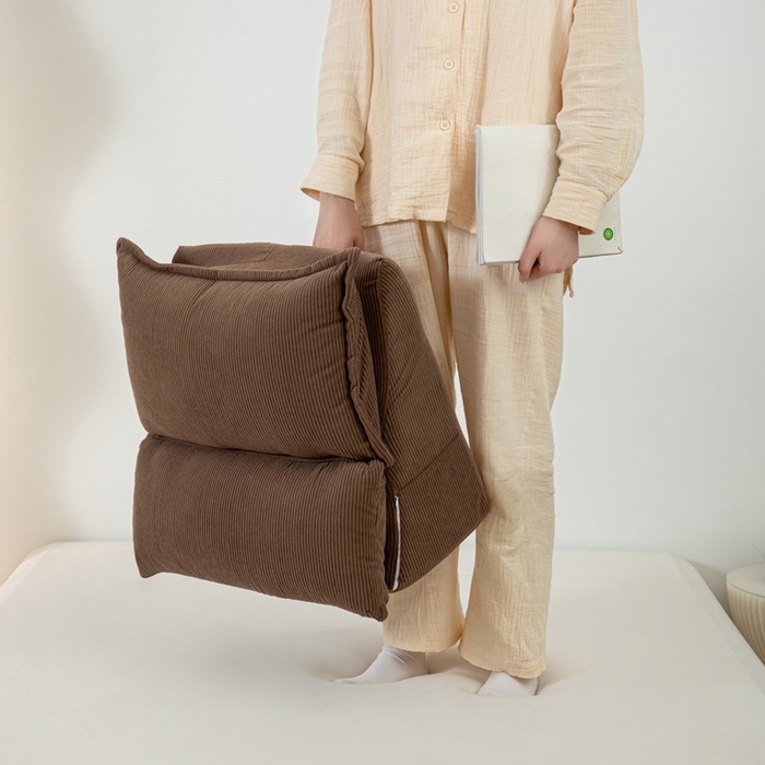 91家纺网 家纺一手货源 找家纺 沐沐家纺 2026新款灯芯绒立体护腰靠枕 立体灯芯绒-棕色